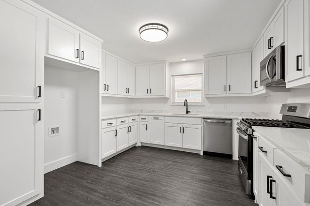 1217 Mayfield Avenue, Garland, TX 75041