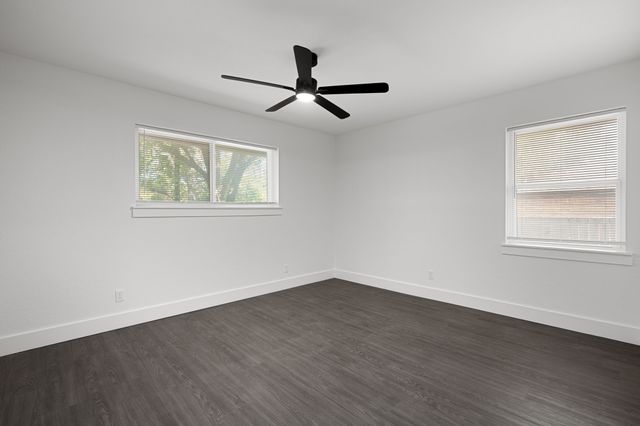 1217 Mayfield Avenue, Garland, TX 75041