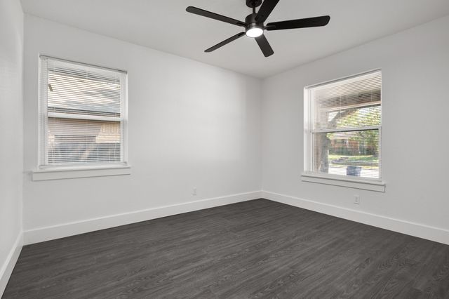 1217 Mayfield Avenue, Garland, TX 75041