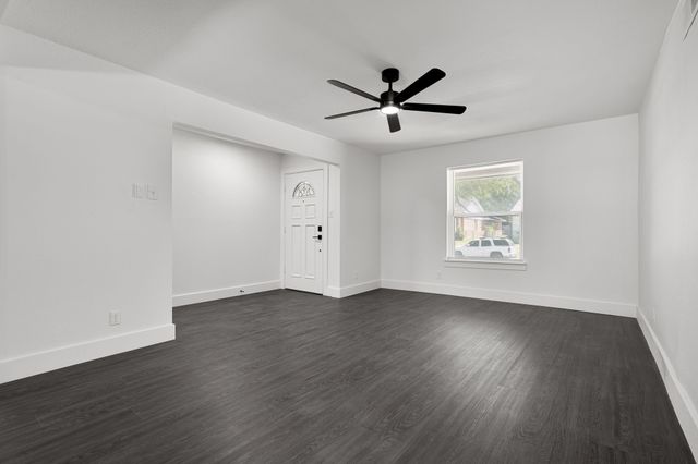 1217 Mayfield Avenue, Garland, TX 75041