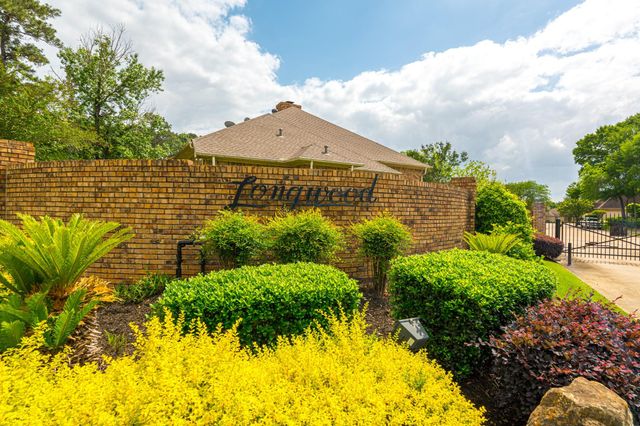 901 Longmire Road 51, Conroe, TX 77304