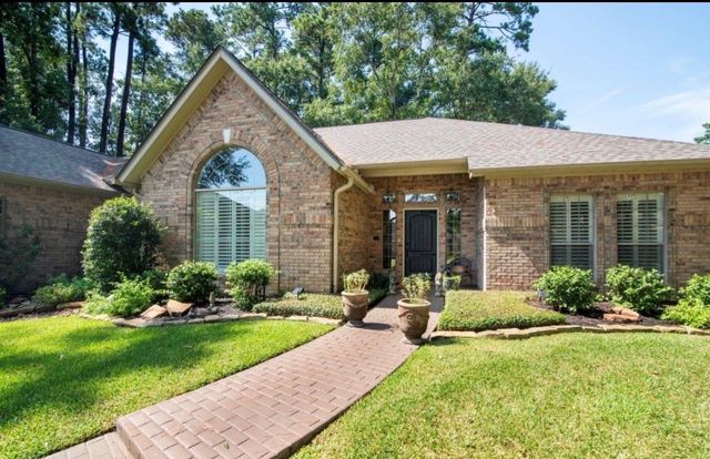 901 Longmire Road 51, Conroe, TX 77304