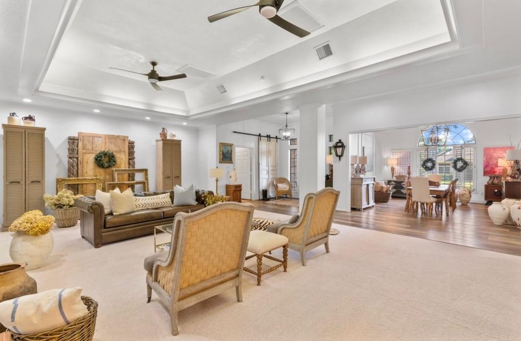 901 Longmire Road 51, Conroe, TX 77304