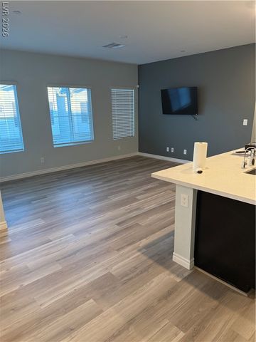 7308 North Decatur Boulevard 1, Las Vegas, NV 89131