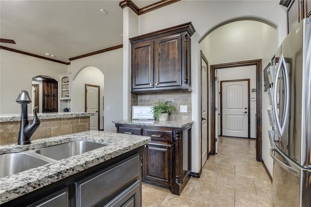 3808 St Augustine Street, Mustang, OK 73064