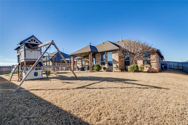 3808 St Augustine Street, Mustang, OK 73064