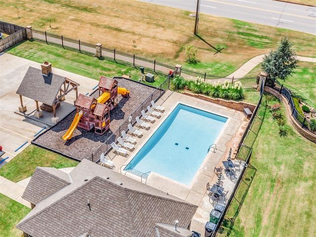 3808 St Augustine Street, Mustang, OK 73064