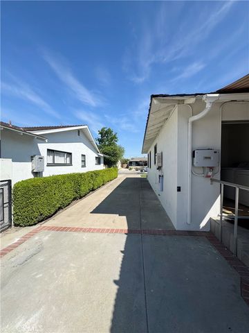 1324 E Madison, Orange, CA 92867