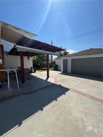 1324 E Madison, Orange, CA 92867