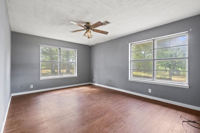 5994 Fm 1753, Denison, TX 75021