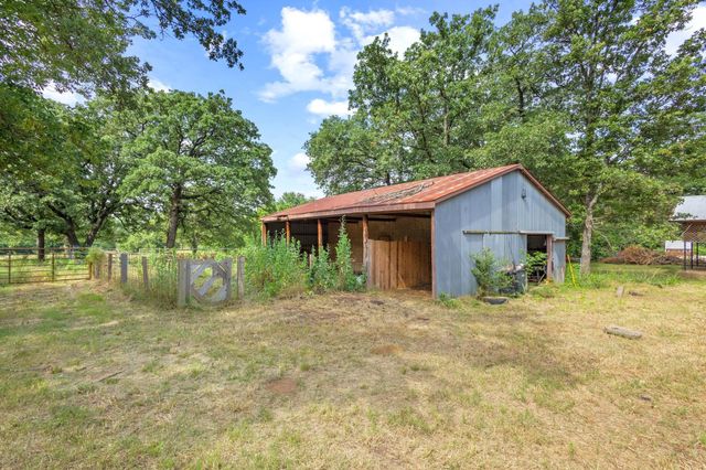 5994 Fm 1753, Denison, TX 75021