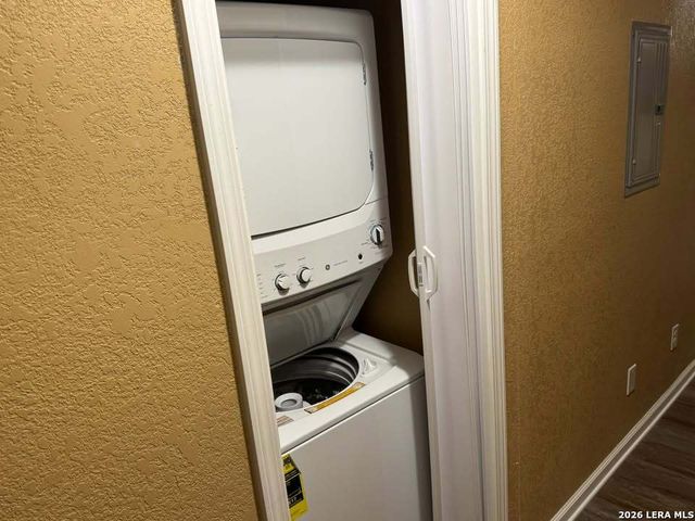 422 Gulf, San Antonio, TX 78202