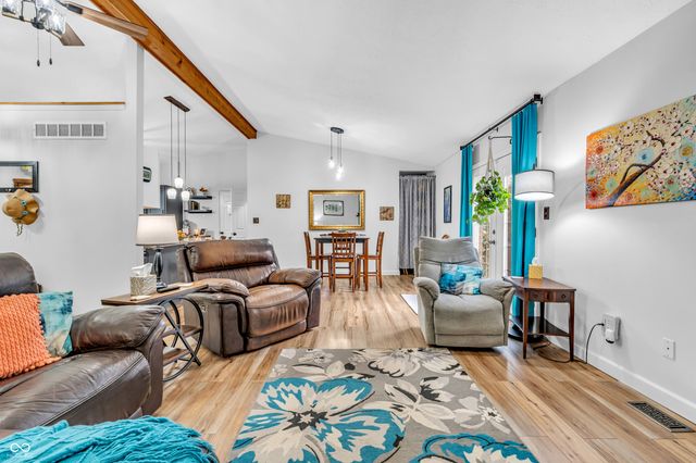 101 Jefferson Valley, Coatesville, IN 46121