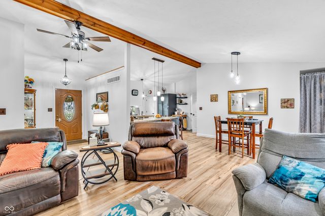 101 Jefferson Valley, Coatesville, IN 46121