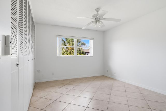 2965 ASHLEY Drive W C, West Palm Beach, FL 33415