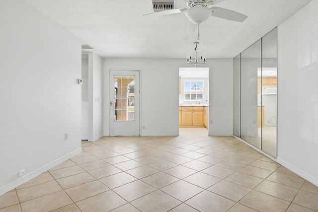 2965 ASHLEY Drive W C, West Palm Beach, FL 33415