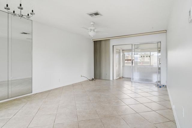 2965 ASHLEY Drive W C, West Palm Beach, FL 33415