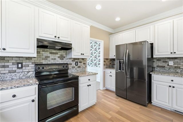 170 Ruby Forest Parkway, Suwanee, GA 30024