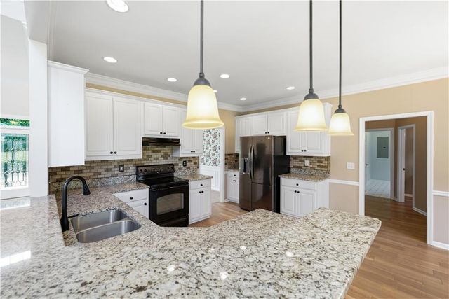 170 Ruby Forest Parkway, Suwanee, GA 30024