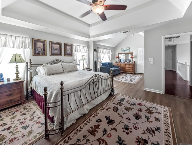 10151 Sandhill Ct, Baton Rouge, LA 70809