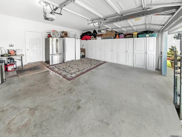 10151 Sandhill Ct, Baton Rouge, LA 70809