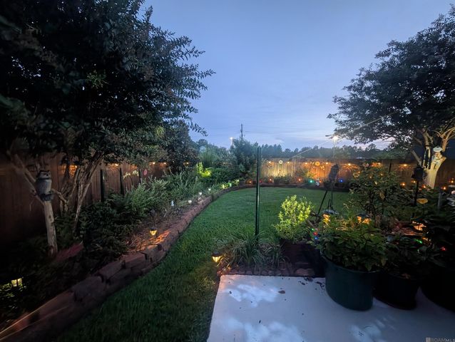 10151 Sandhill Ct, Baton Rouge, LA 70809