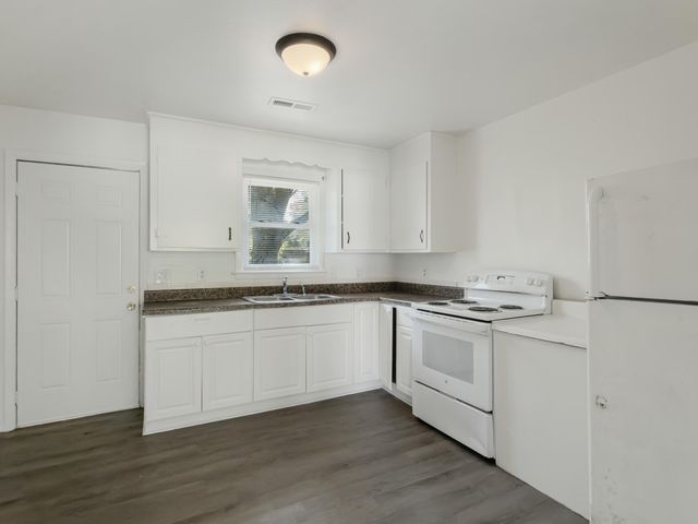 1129 Berkeley Street Unit A, Hanahan, SC 29410