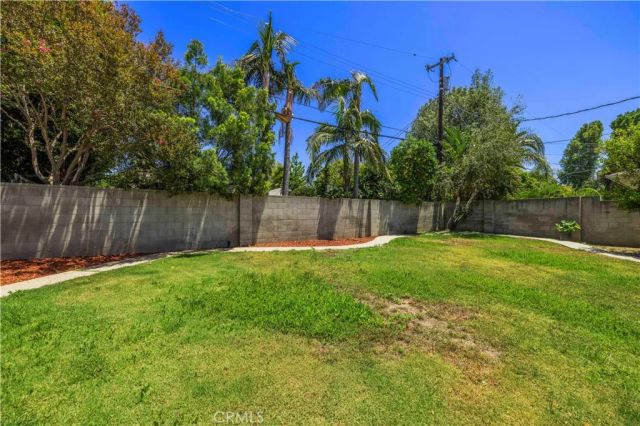 7862 Shoshone, Northridge, CA 91325