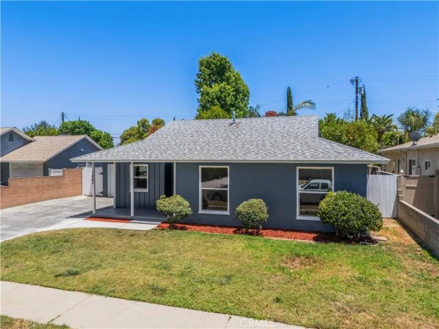 7862 Shoshone, Northridge, CA 91325