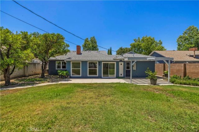 7862 Shoshone, Northridge, CA 91325