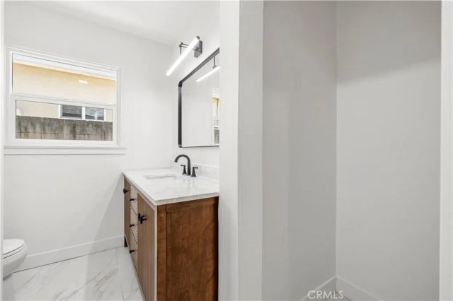 7862 Shoshone, Northridge, CA 91325