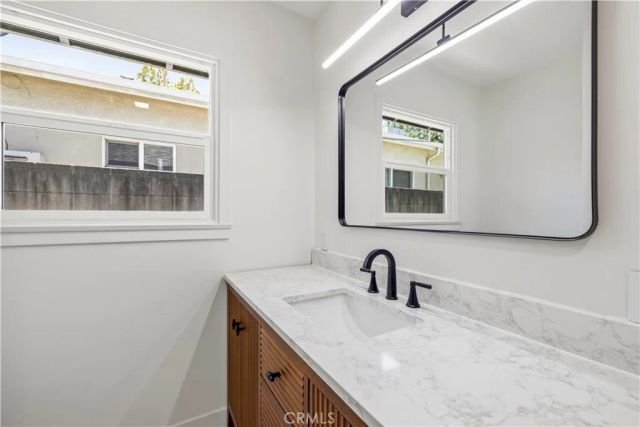 7862 Shoshone, Northridge, CA 91325