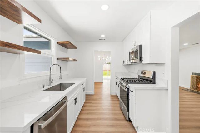 7862 Shoshone, Northridge, CA 91325