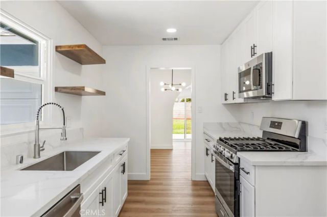 7862 Shoshone, Northridge, CA 91325