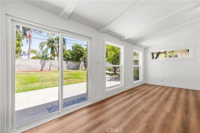7862 Shoshone, Northridge, CA 91325