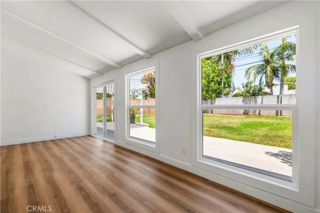 7862 Shoshone, Northridge, CA 91325