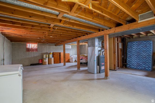 332 N 300 W, Bountiful, UT 84010