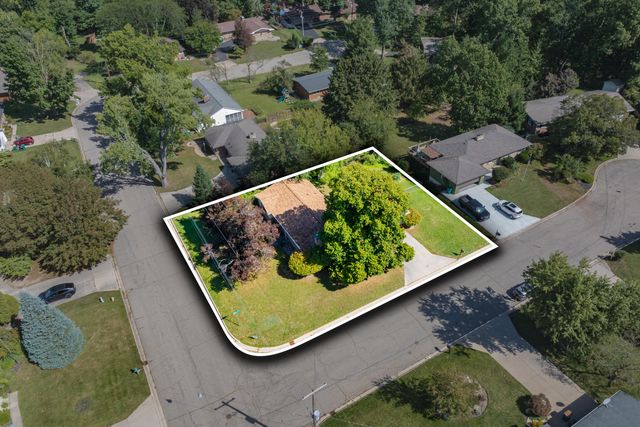 5131 Grosse Pointe Street, Portage City, MI 49024