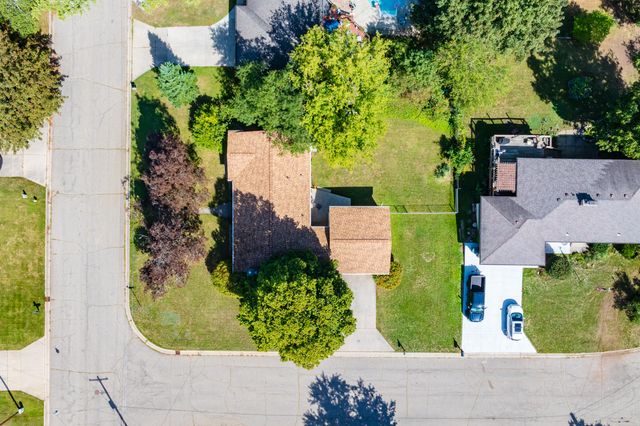 5131 Grosse Pointe Street, Portage City, MI 49024