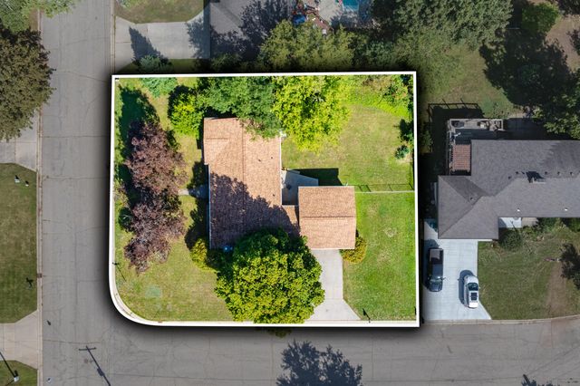 5131 Grosse Pointe Street, Portage City, MI 49024