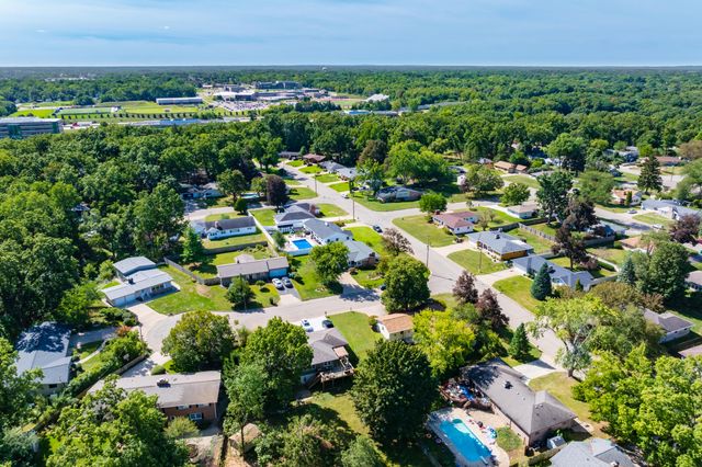5131 Grosse Pointe Street, Portage City, MI 49024