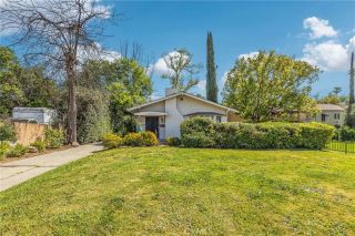 1562 N Lake Avenue, Pasadena, CA 91104