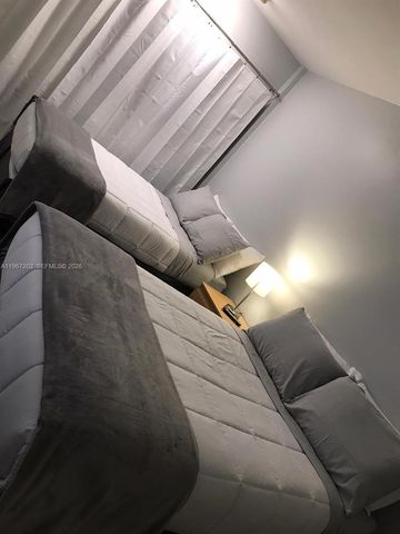 26 Diplomat Pkwy 2215, Hallandale Beach, FL 33009