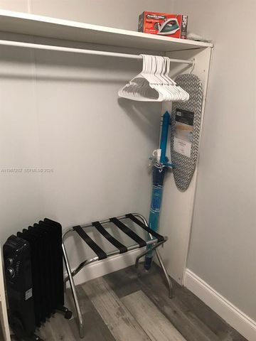 26 Diplomat Pkwy 2215, Hallandale Beach, FL 33009