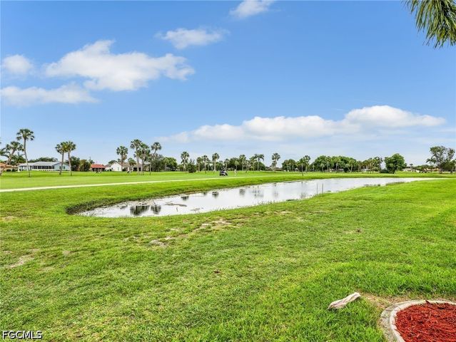 221 SE 10th TER, Cape Coral, FL 33990