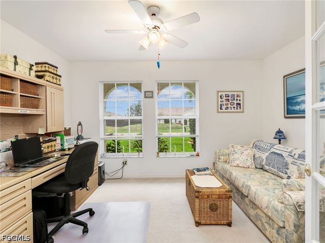221 SE 10th TER, Cape Coral, FL 33990