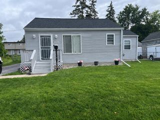 1708 Division Street, Saginaw, MI 48602