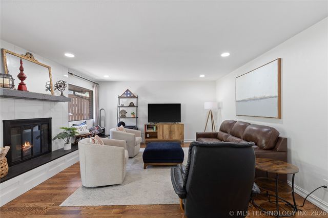 2901 E 73rd Street, Tulsa, OK 74136