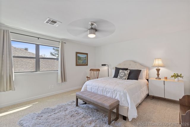 2901 E 73rd Street, Tulsa, OK 74136