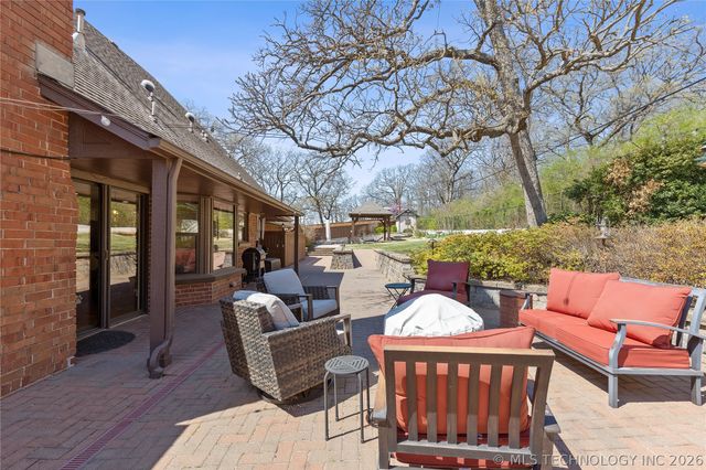 2901 E 73rd Street, Tulsa, OK 74136